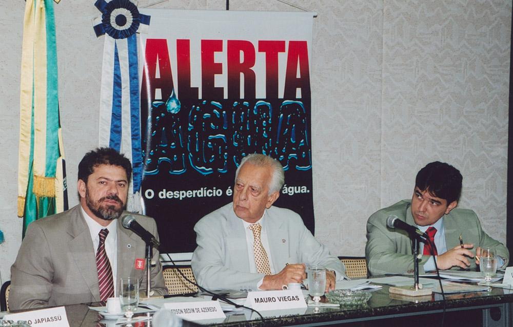 Mauro Ribeiro Viegas no Conselho Empresarial de Recursos Hídricos em 2004. Crédito: Acervo Firjan