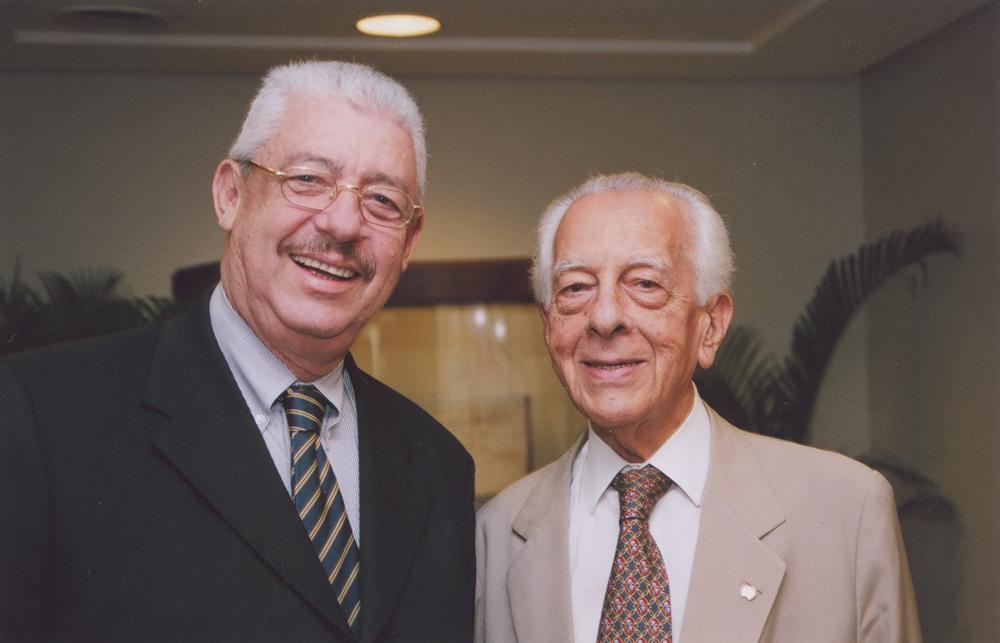 Isaac Plachta e Mauro Ribeiro Viegas no Conselho do Meio Ambiente e Recursos Hídricos. Crédito: Acervo Firjan